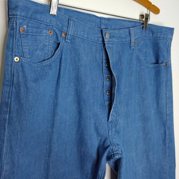 Levi's 501 Men's Size 42x32 (40X30) White Oak Cone Denim Blue Button Fly Jeans - Picture 2 of 6